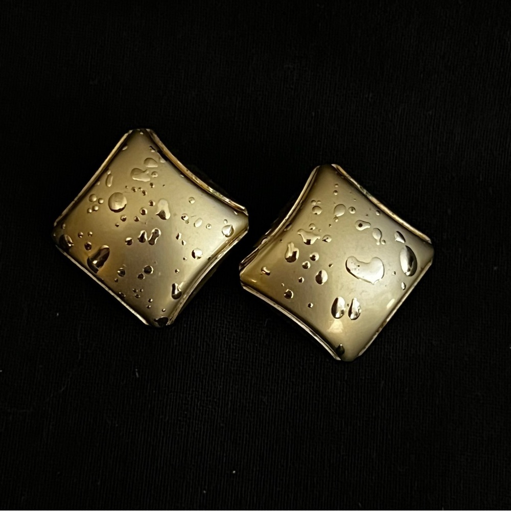 Gold Tone Clip on Earrings